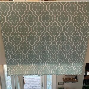 100% Cotton Geometric Shower Curtain - Like New